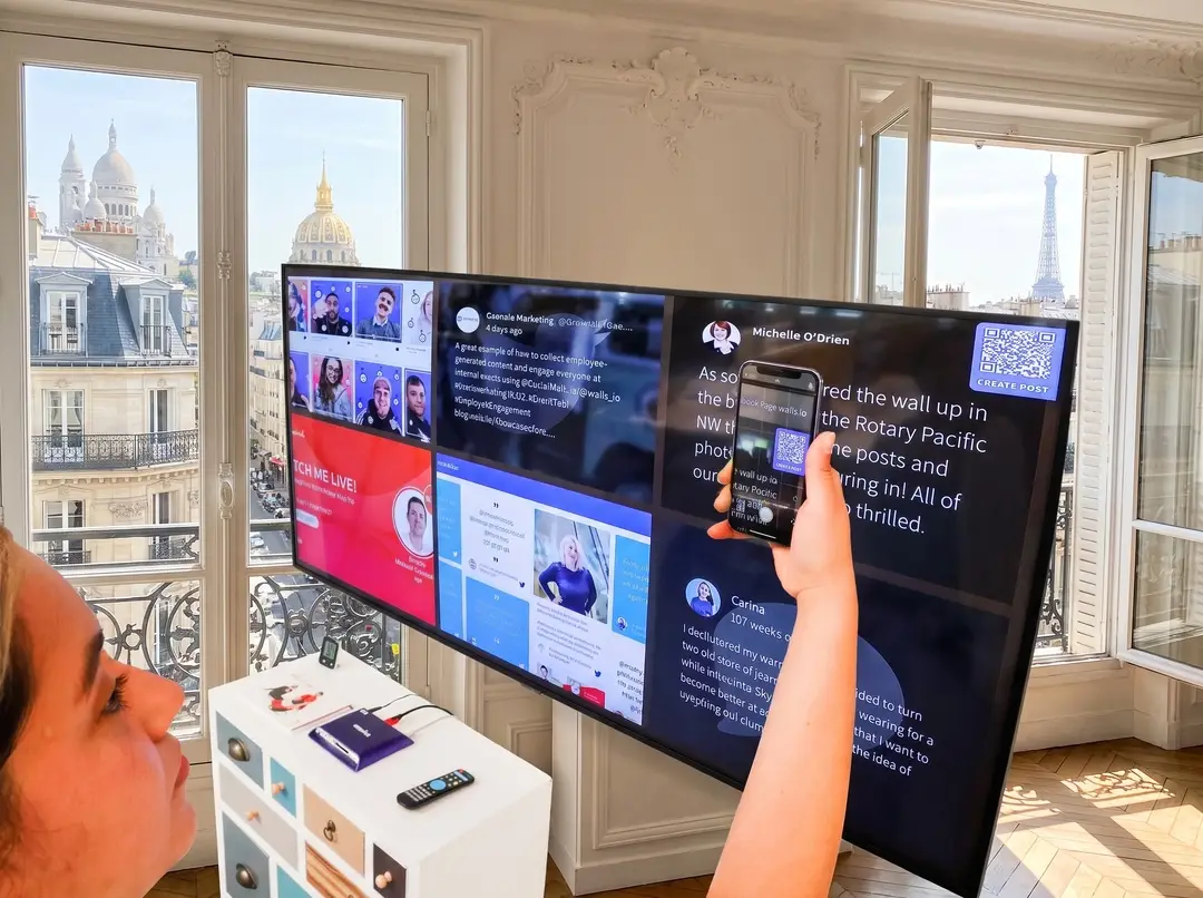 Une jeune fille regarde le télévision via IPTV page tarifs des abonnements site web https://atlaspro.tech/